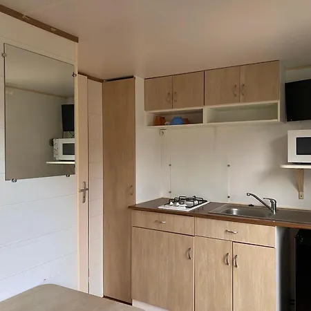 Mobil-home Mitoyen 1 * Angicourt