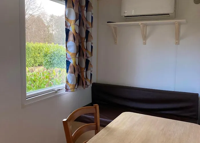 Mobil-home Mitoyen 1 *