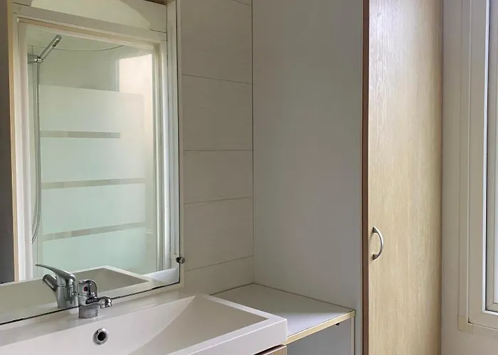 Mobil-home Mitoyen 1 Campsite