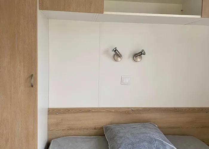 Mobil-home Mitoyen 1 Campsite Angicourt